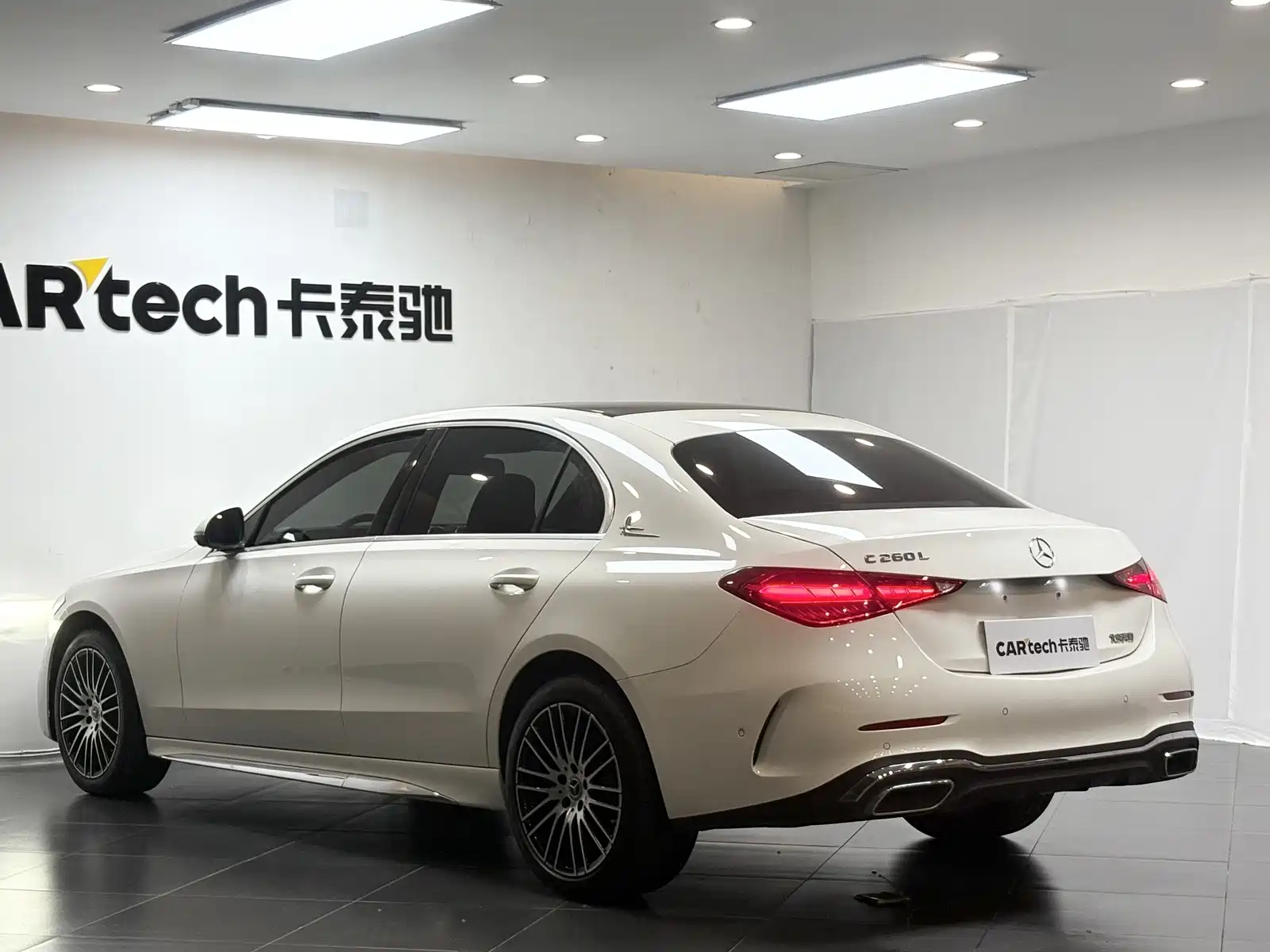 Фото 5 - Mercedes-Benz C-Class