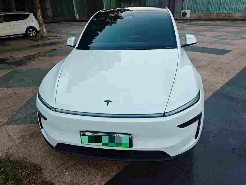 Tesla Model Y 2026 2026 Long Range All-Wheel Drive