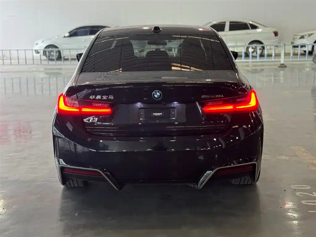 BMW i3 2022 eDrive 35 L фото 6