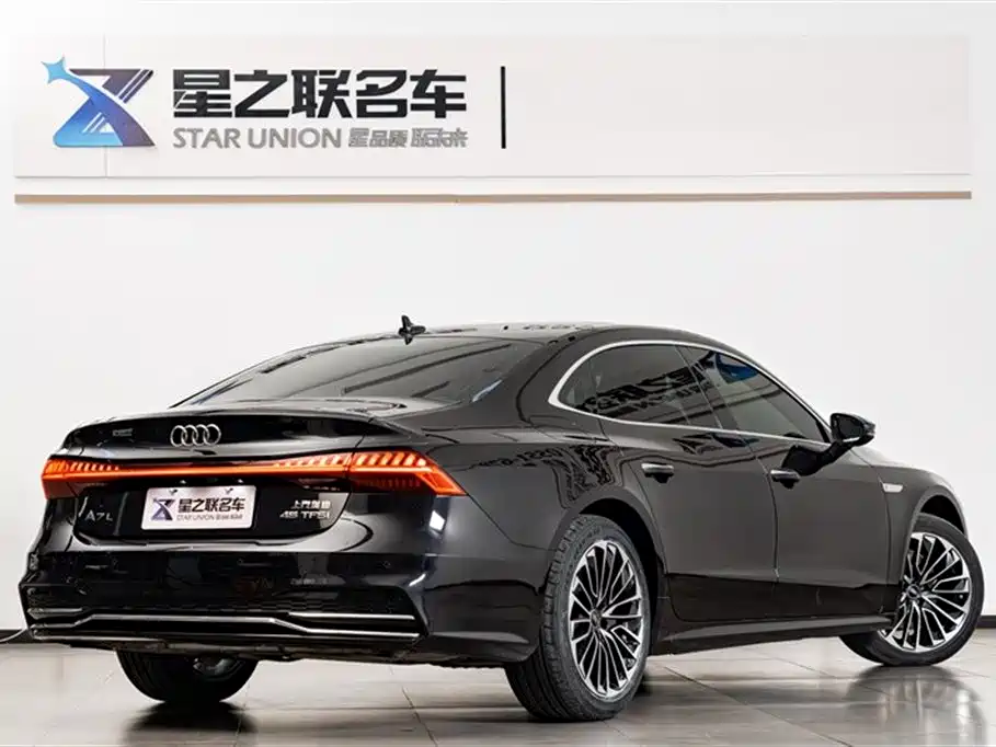 Audi A7L 2024 45 TFSI Luxury фото 7