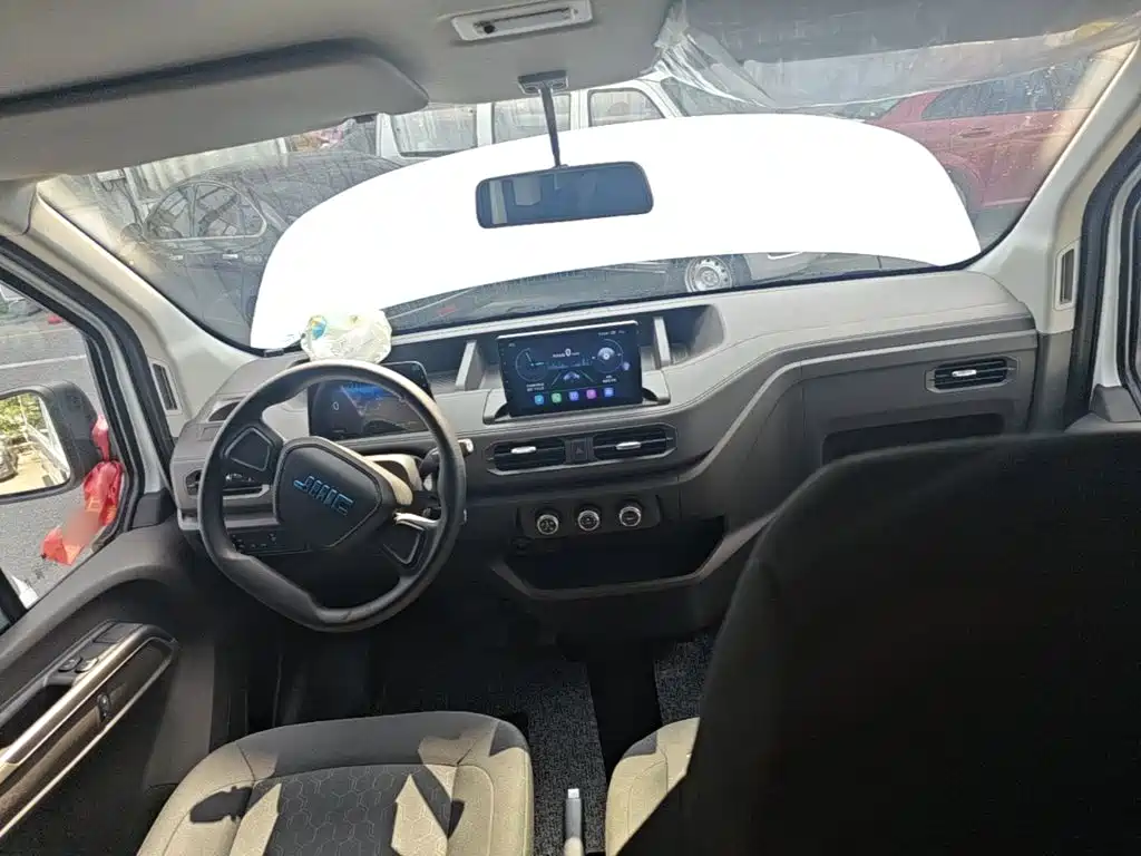 Jiangling E-Fushun 2026 2025 Clear Window Version 41.86kWh Short Wheelbase Low Roof