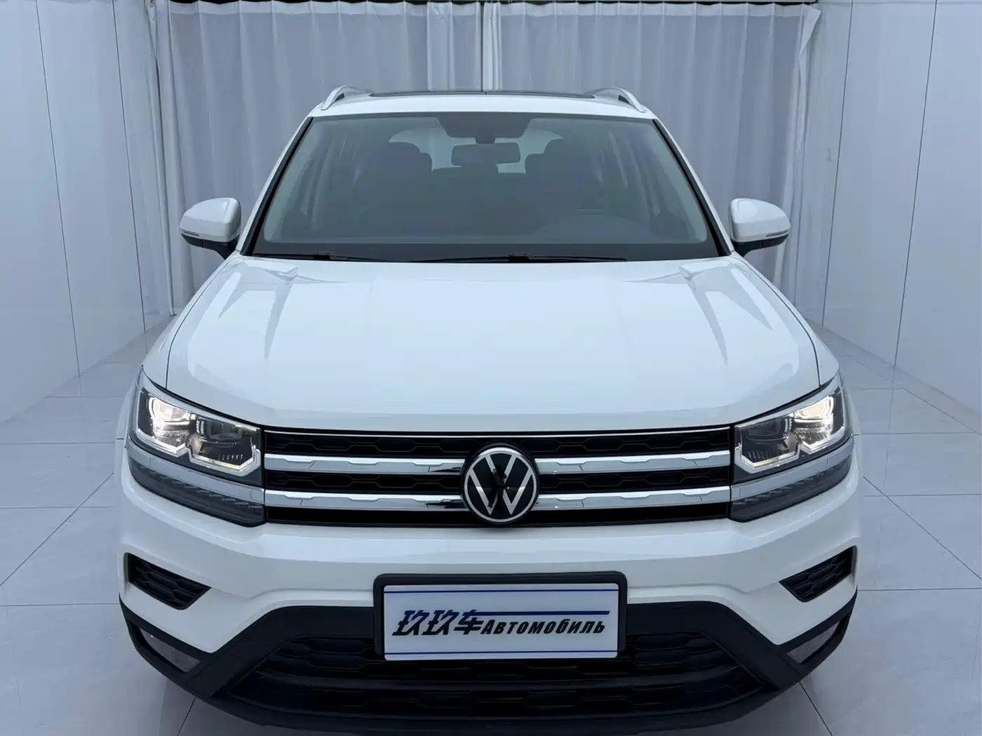 Volkswagen Tharu 2022 280TSI FWD Luxury Edition фото 2