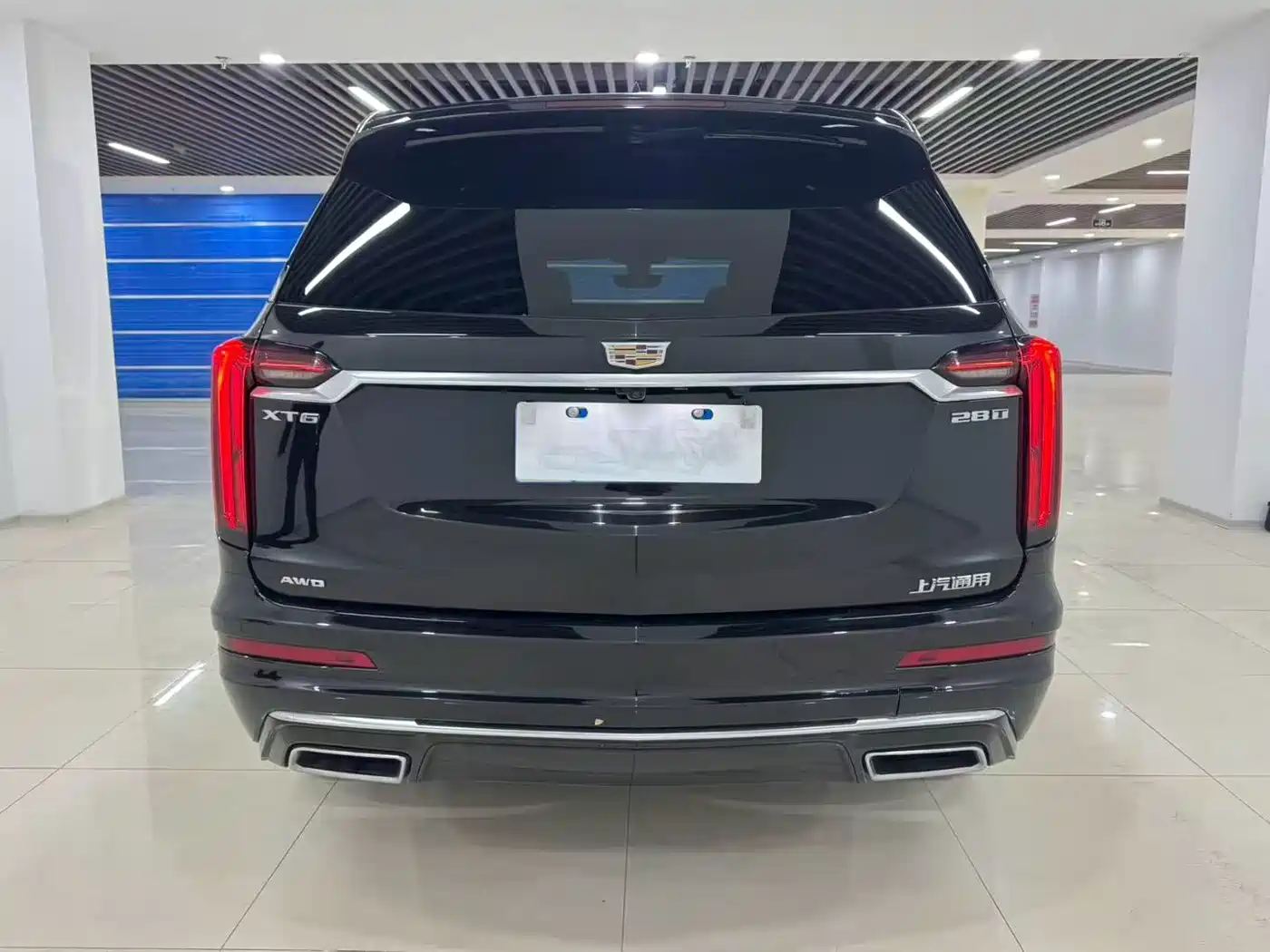 CADILLAC XT6