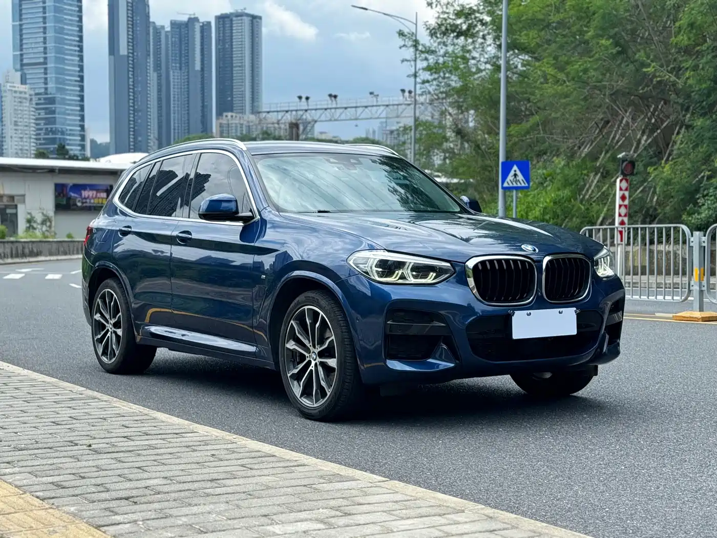BMW X3 2021 xDrive30i Leading M Sport Package фото 3