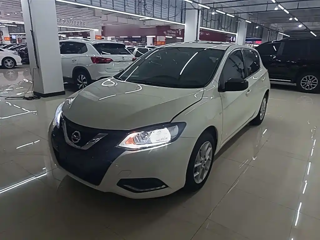 Nissan Tiida 2024 1.6L CVT Cool Sport Edition