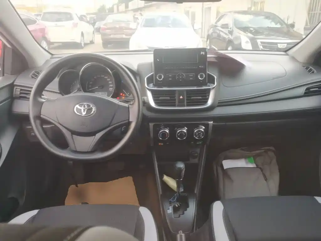 Toyota Yaris, миниатюра 10