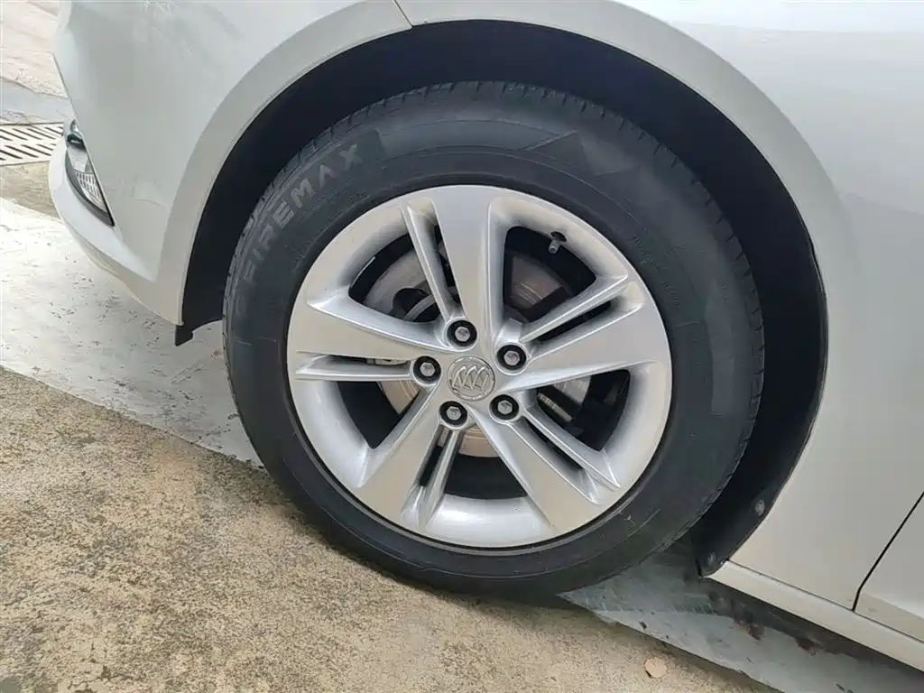 Buick Regal 2017 20T Elite Type фото 23