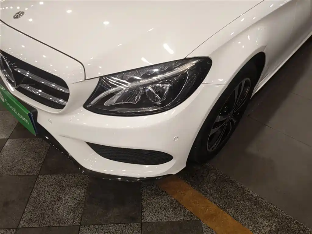 Mercedes-Benz C-Class 2017 Facelift C 200 Sport Edition фото 24
