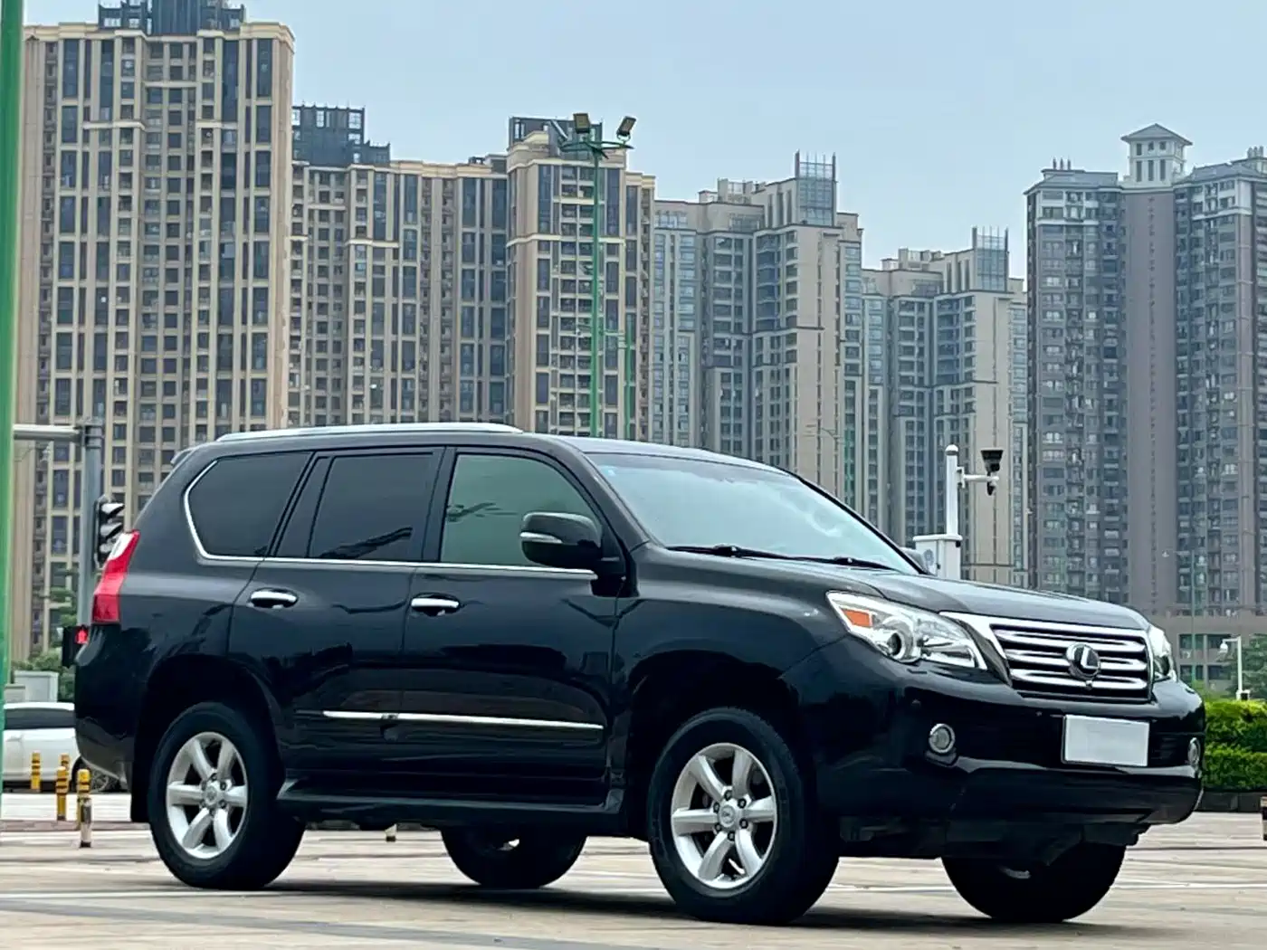Фото 3 - Lexus GX