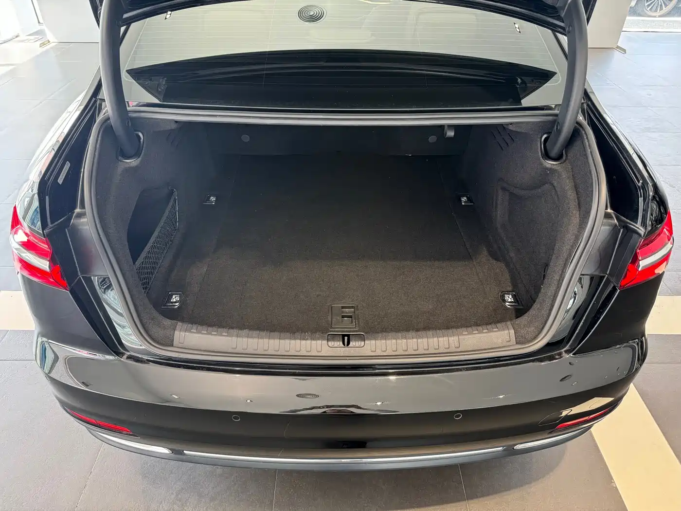 Audi A6L 2022 45 TFSI Premium Elegance фото 9