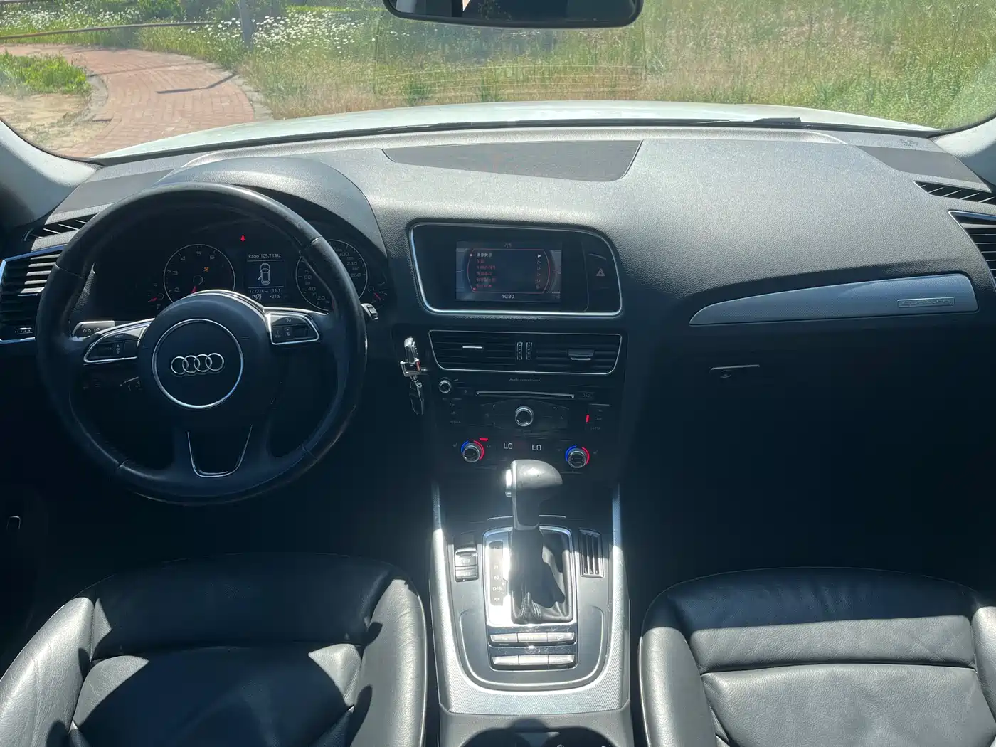 Audi Q5 2015 40 TFSI Technology фото 9