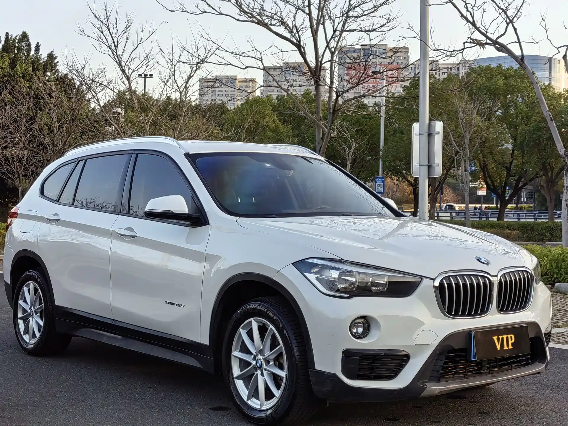 Фото 3 - BMW X1