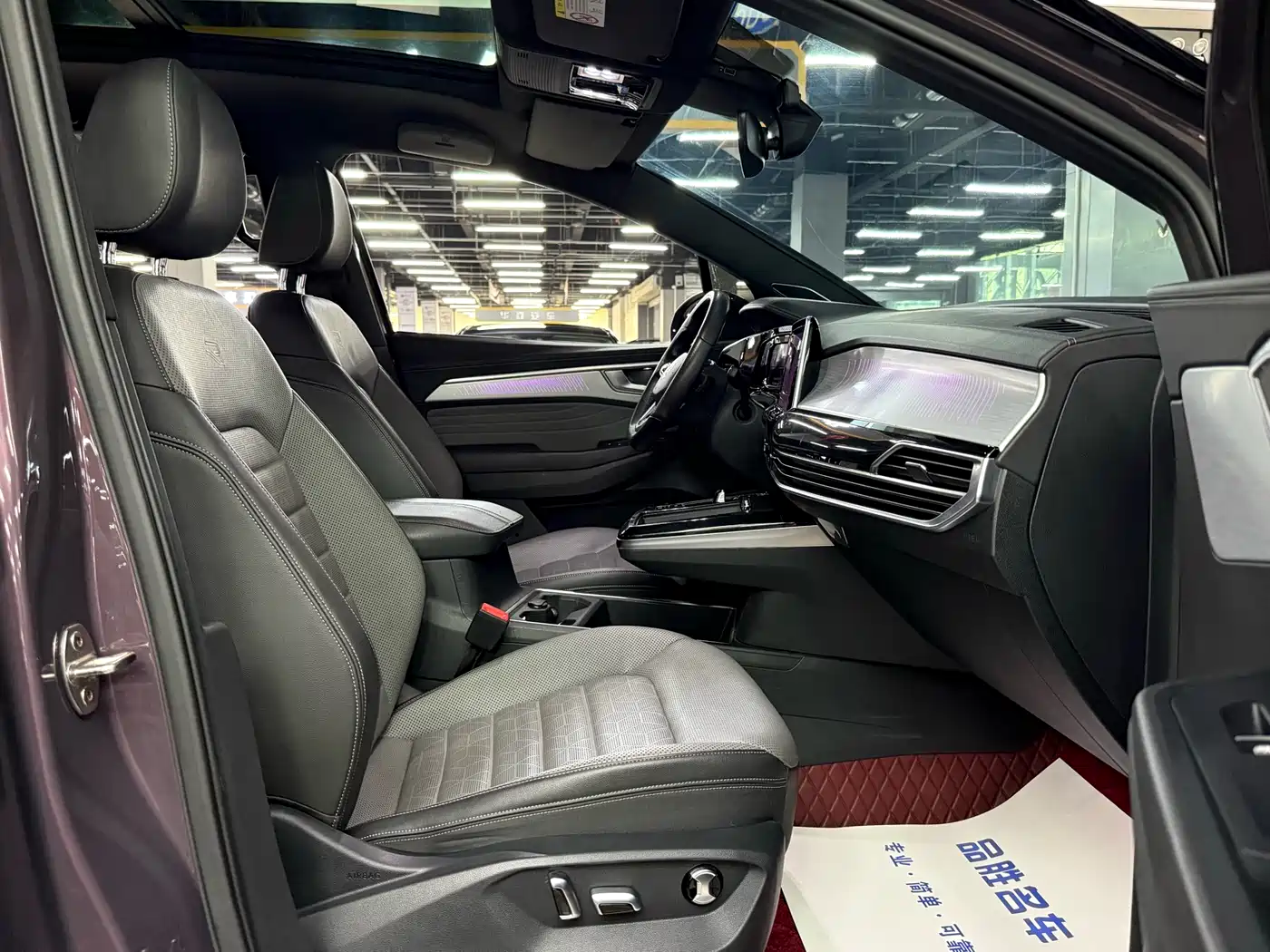 Volkswagen Talagon 2021 380TSI 4WD R-Line Explorer Edition фото 18