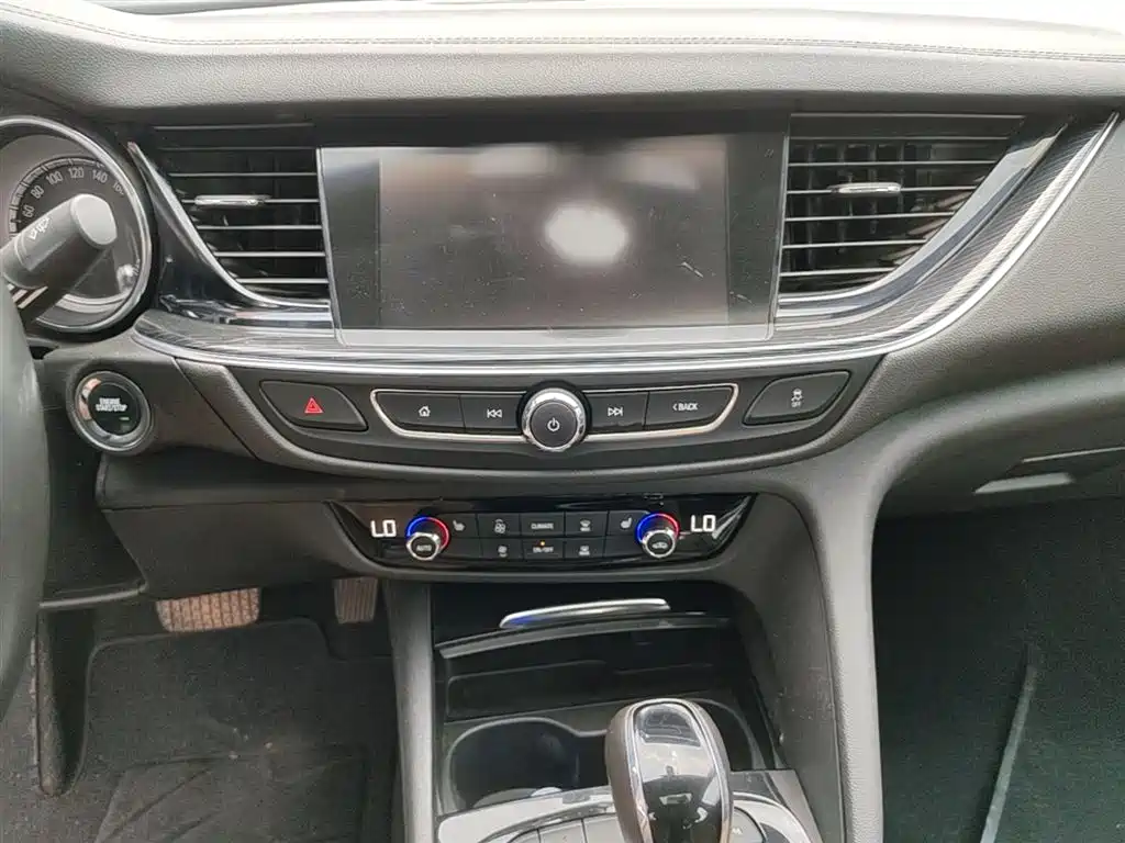 Buick Regal 2017 20T Elite Type фото 13