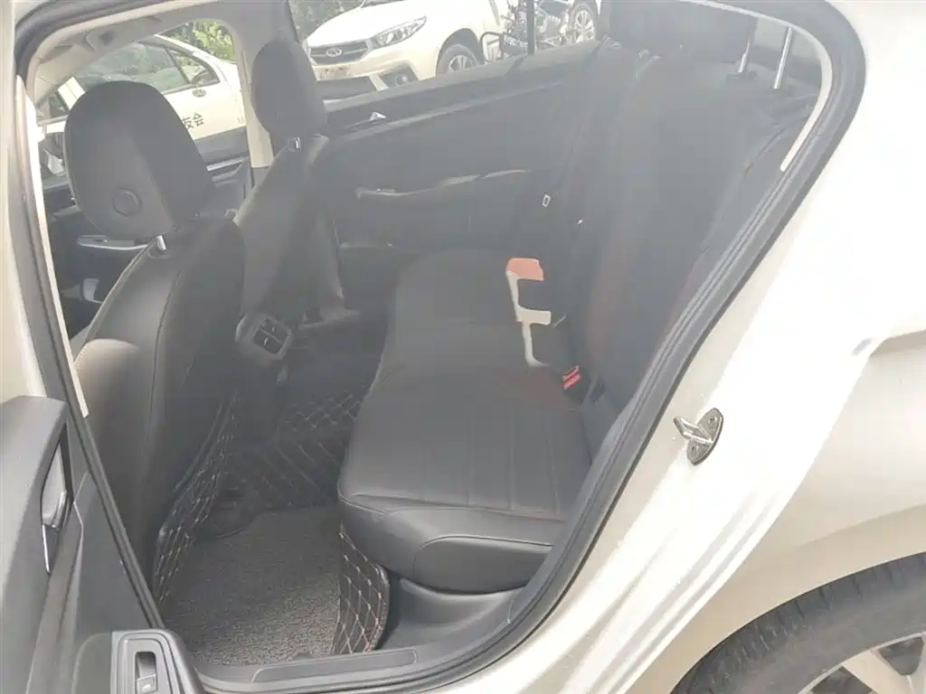 Volkswagen Bora 2021 1.5L Automatic Comfort Smart Edition фото 17