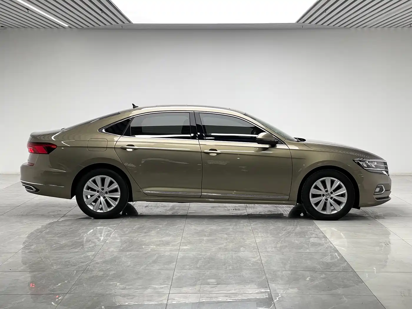 Volkswagen Passat 2019 330TSI Elite (China V) фото 8
