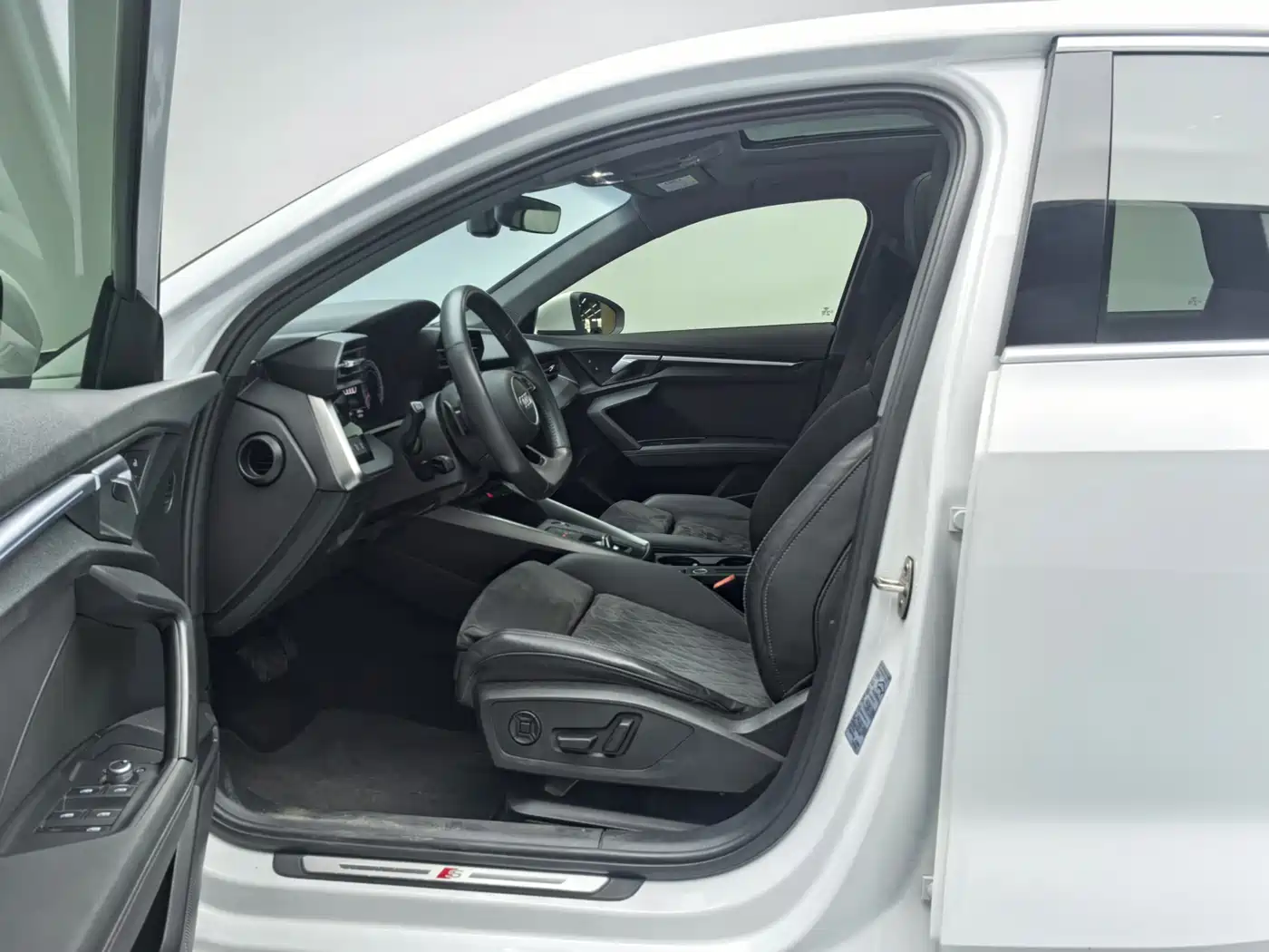 Audi A3 2021 Sportback 35 TFSI Luxury Sport фото 5