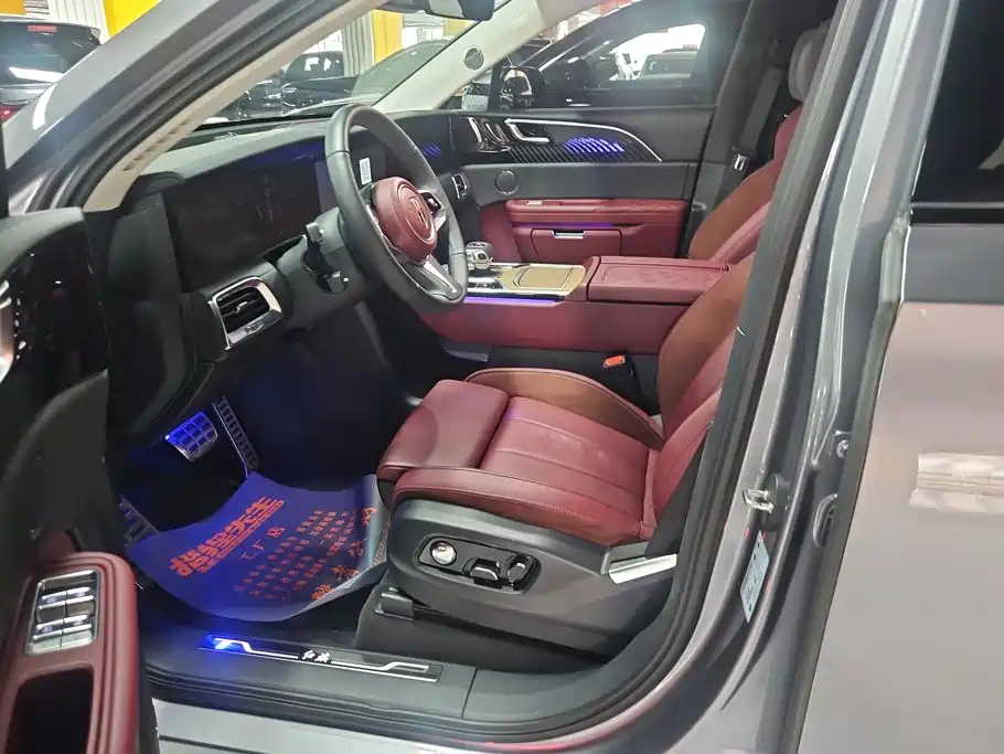 Hongqi E-HS9 2023 2022 690km Qi Xiang Edition (6-seater)