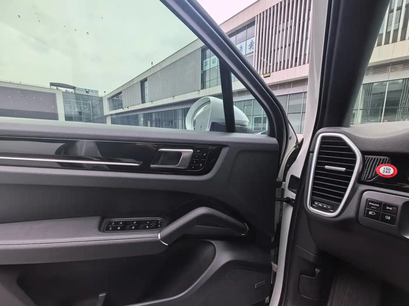 Porsche Cayenne 2018 Cayenne 3.0T фото 11