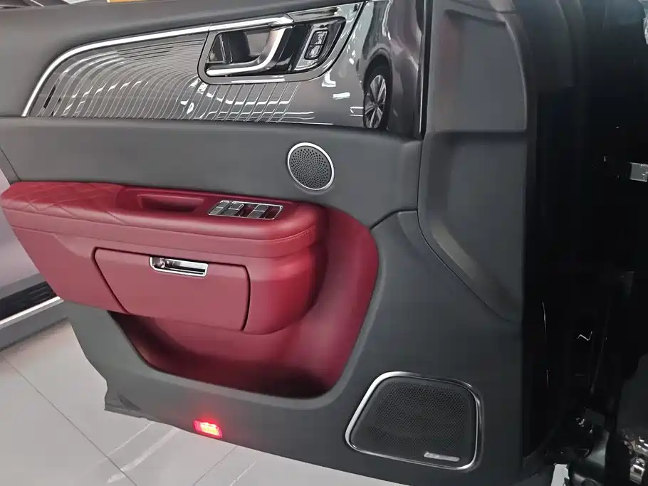 Hongqi E-HS9 2023 2022 690km Qi Xiang Edition (6-seater)