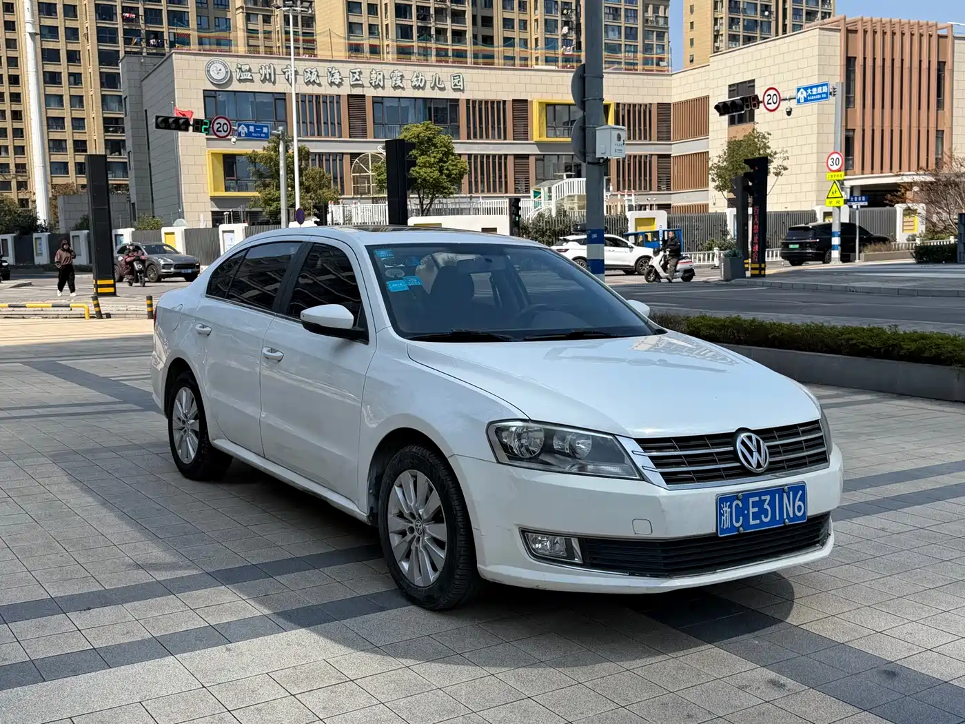 Volkswagen Lavida 2014 Model 1.4TSI DSG Sport фото 3