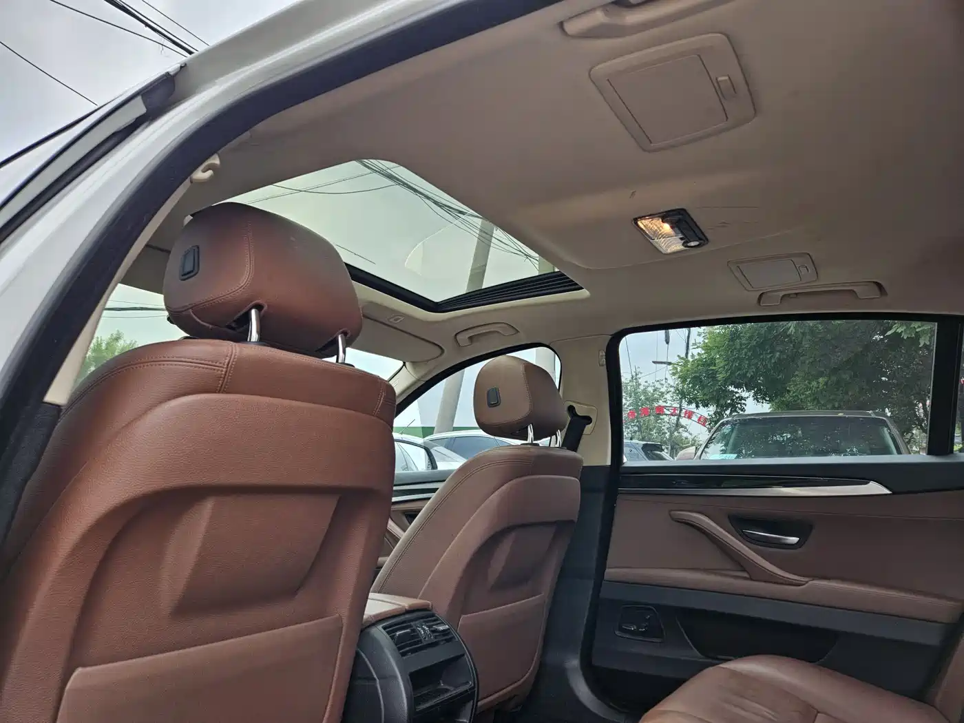 BMW 5 Series 2014 520Li Elegance фото 10