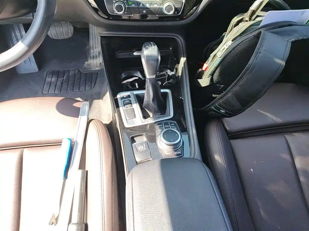 BMW 1 Series 2019 120i Leading M Sport Package фото 14