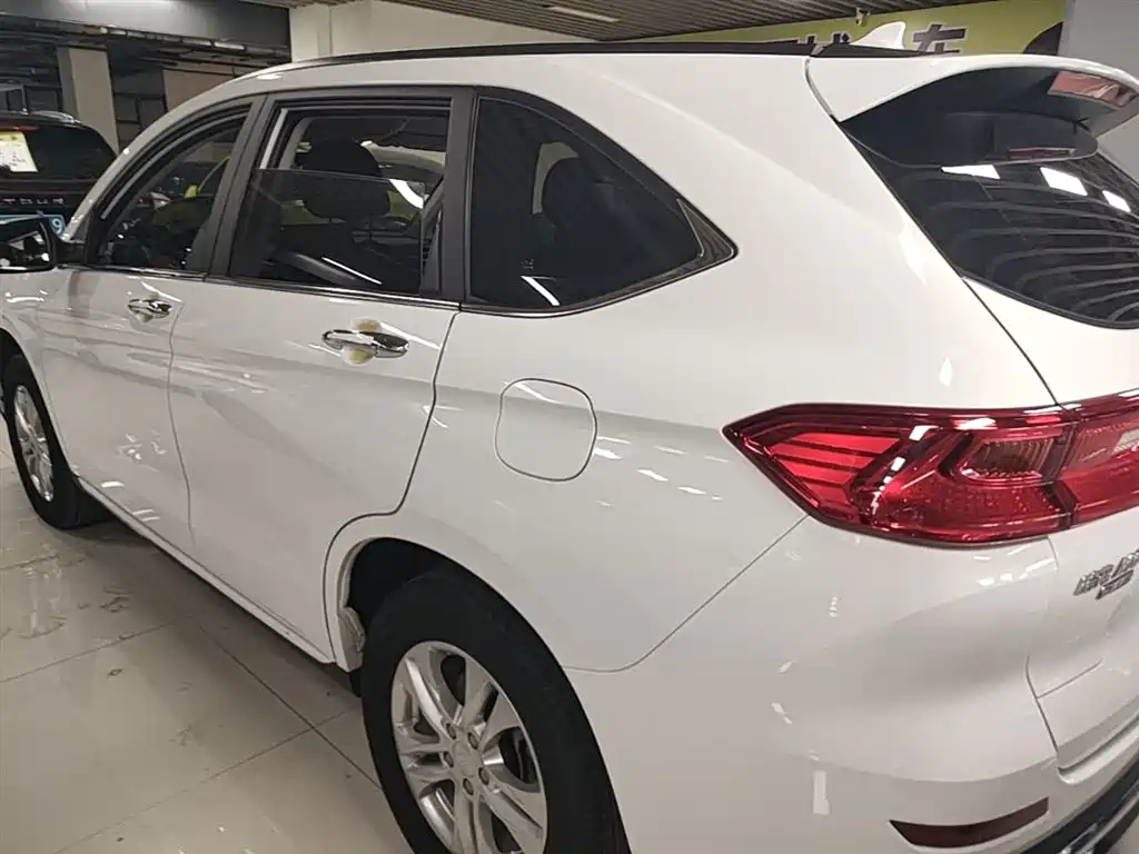 Haval M6 2021 PLUS 1.5T Manual Elite Smart Connect фото 5