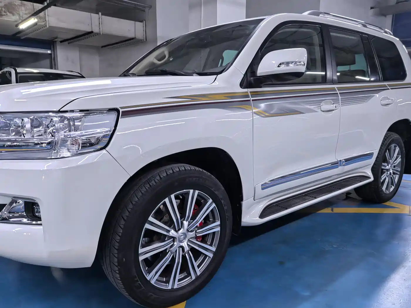 Toyota Land Cruiser (Import) фото 10