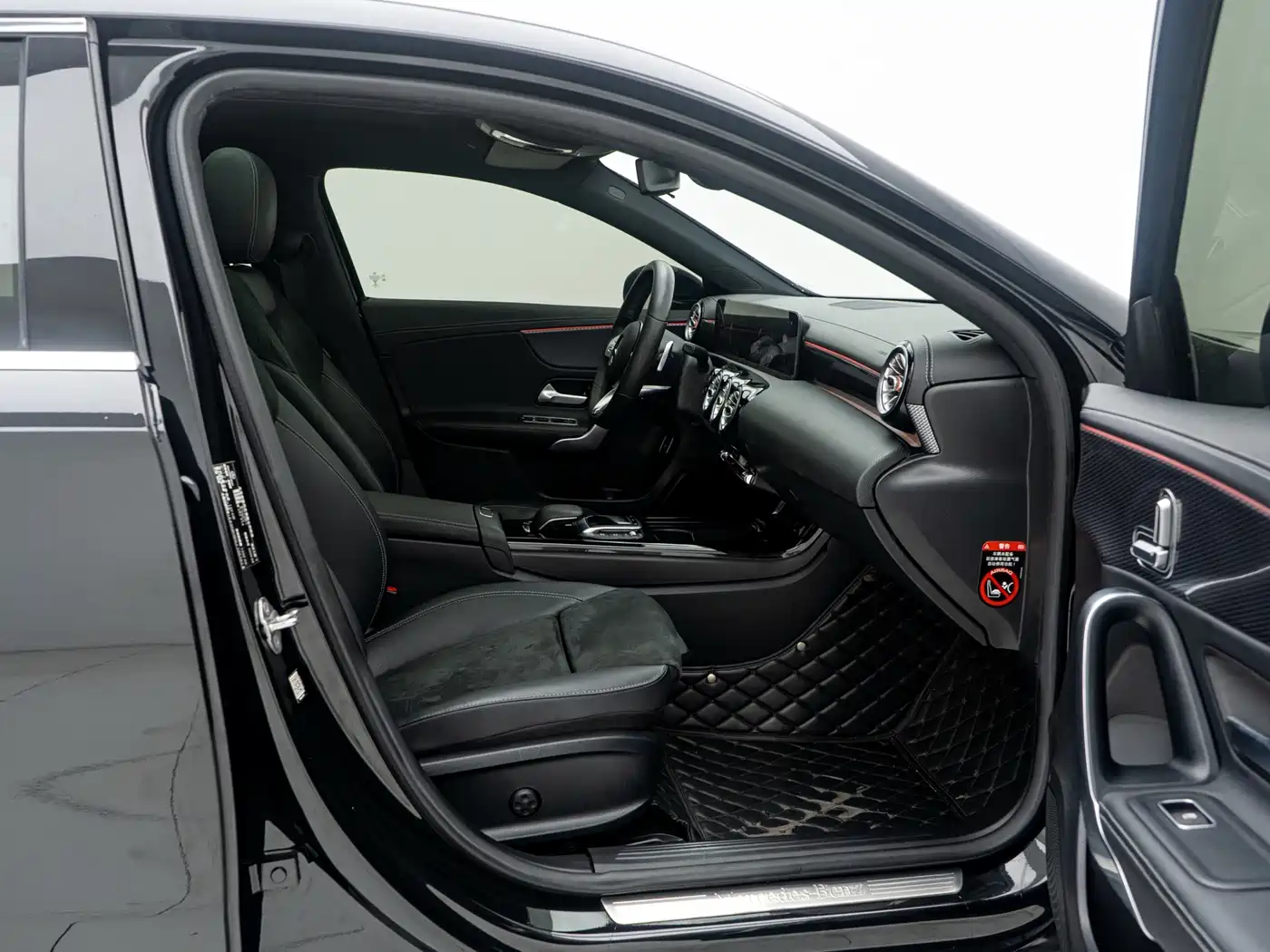 Mercedes-Benz A-Class 2020 Facelift A 200 L Sport Sedan Fashion фото 11