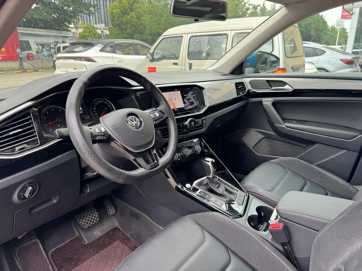 Volkswagen Tayron 2019 330TSI 2WD Luxury China VI фото 11
