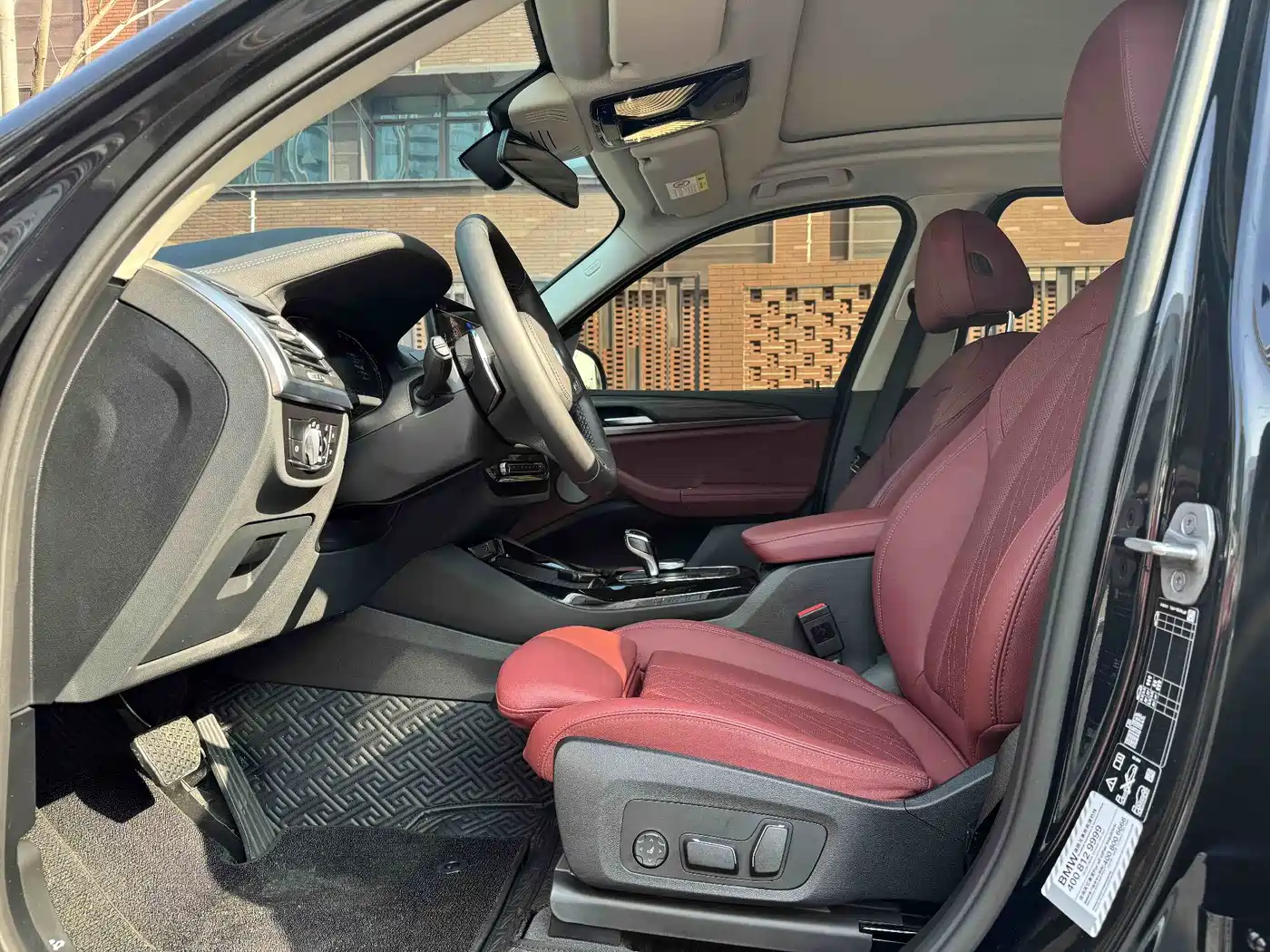 BMW X3 2022 Facelift xDrive30i Leading M Shadow Edition фото 6