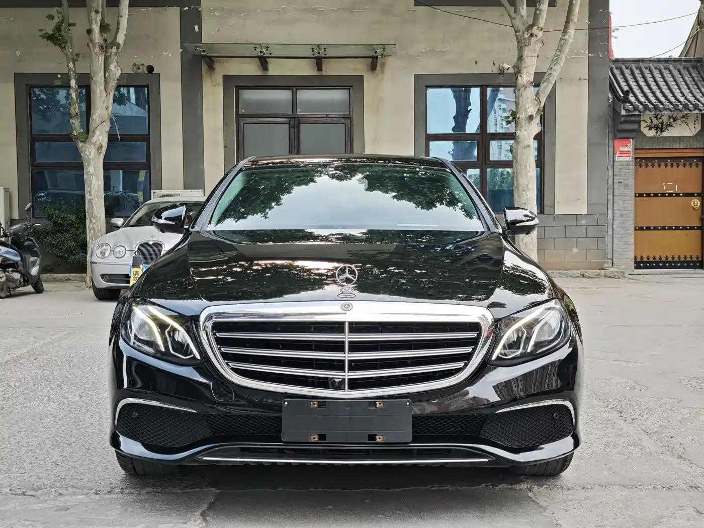Mercedes-Benz E-Class 2018 Facelift E 300 L Fashion фото 2