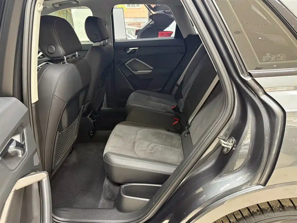 Audi Q3 2023 35 TFSI Fashion Dynamic (1.4T) фото 18