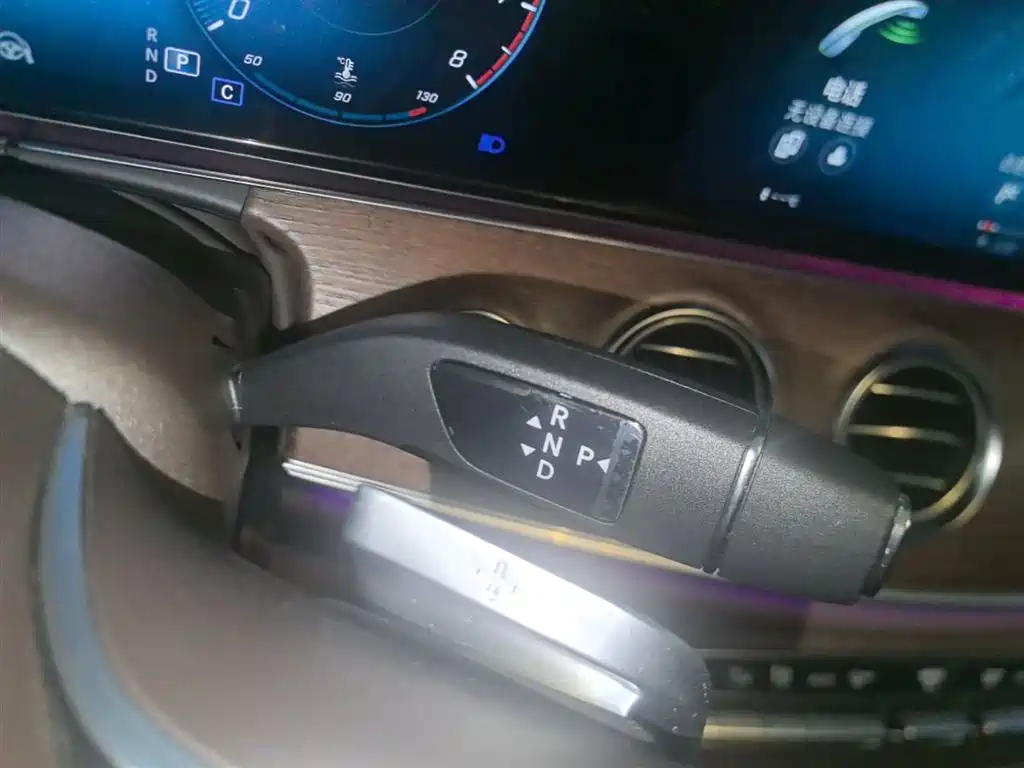 Mercedes-Benz E-Class 2023 Facelift E 300 L Premium фото 14