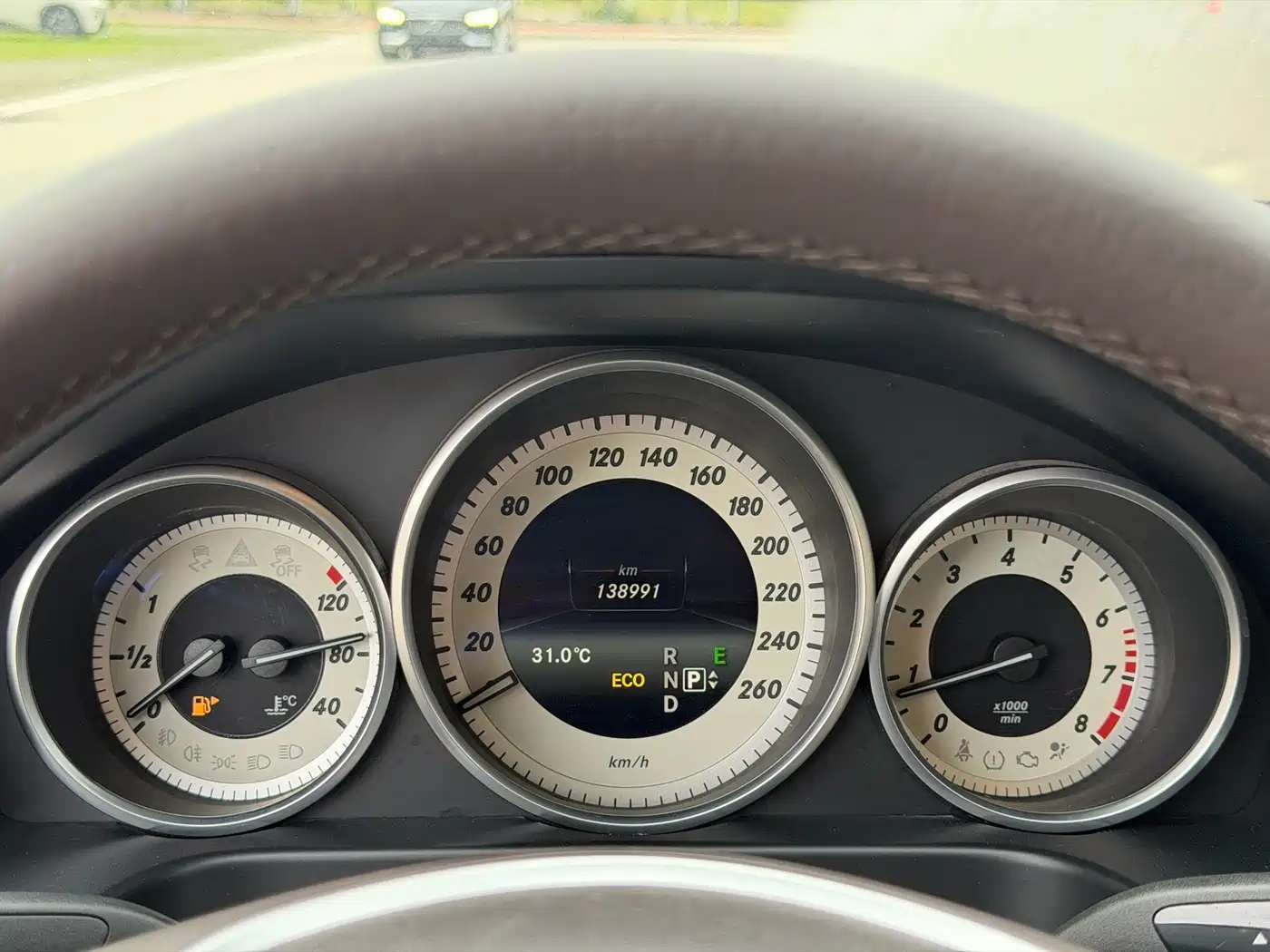 Mercedes-Benz E-Class 2015 Facelift E 260 L Sport фото 15