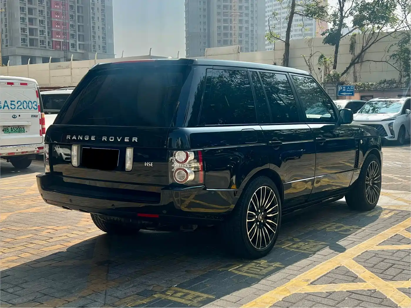 Land Rover Range Rover 2012 5.0 NA V8 фото 9