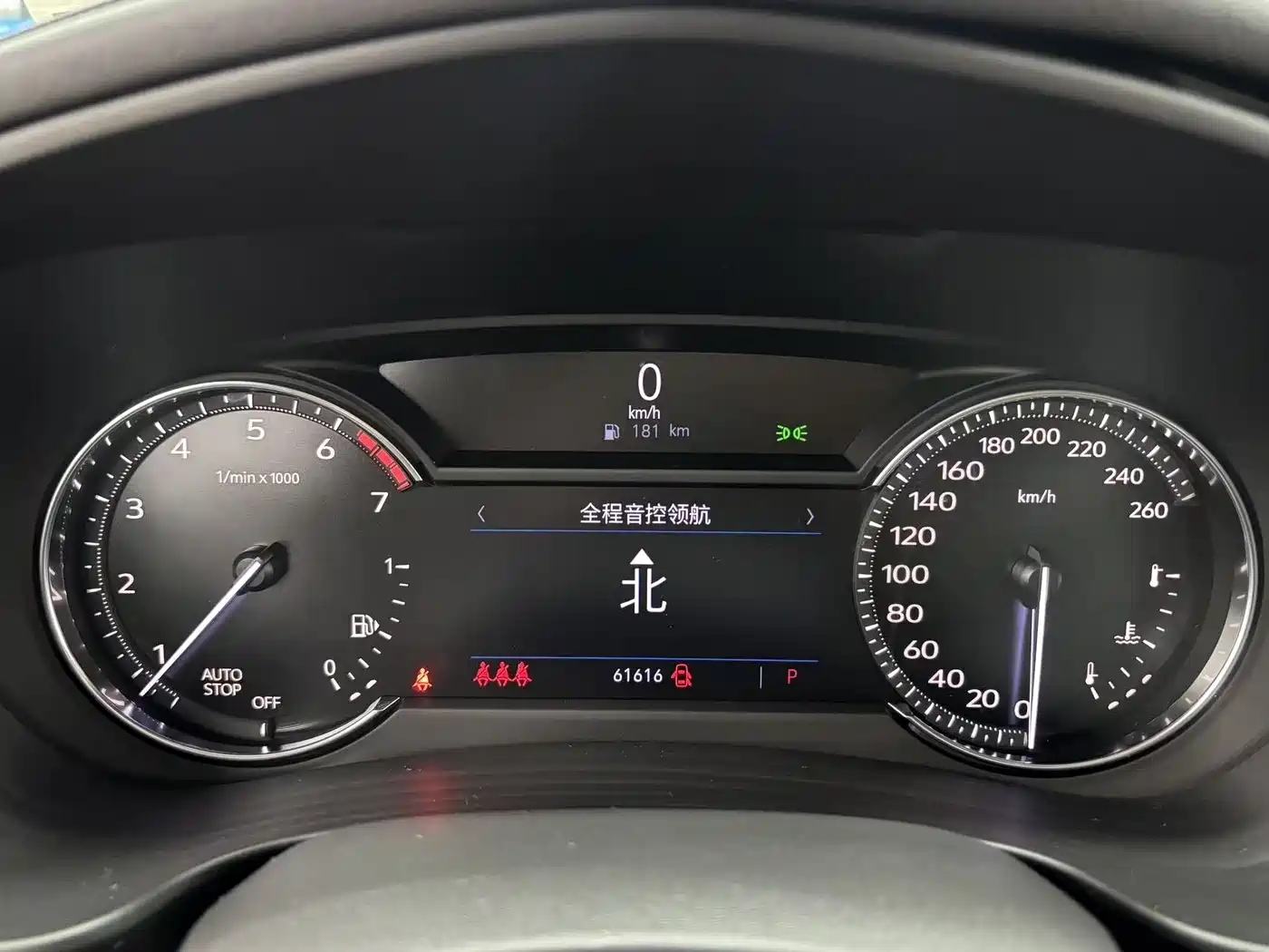 Cadillac XT4 2018 Model 28T 2WD Technology фото 9