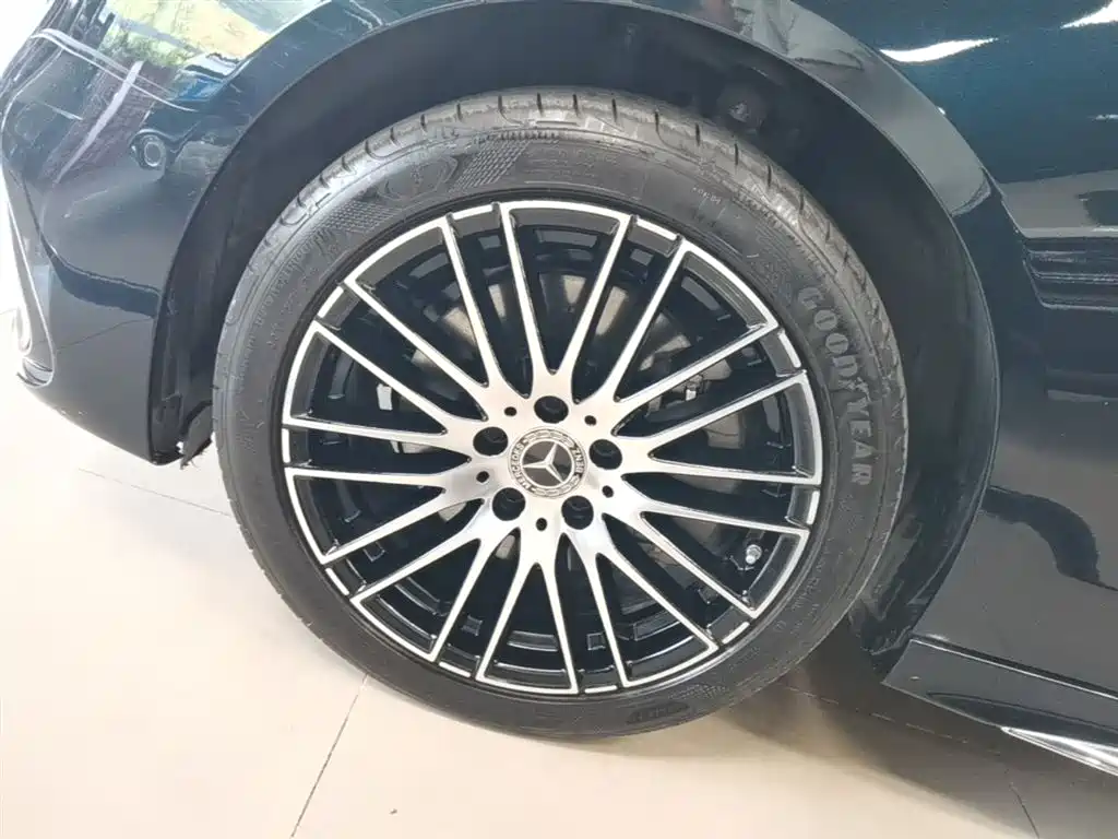 Mercedes-Benz C-Class 2022 Facelift C 260 L Sport фото 23