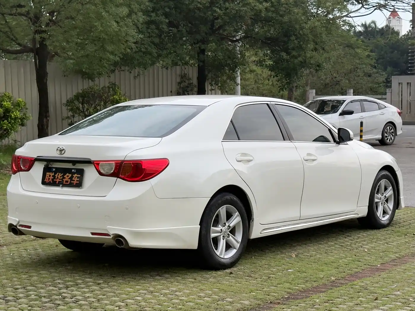 Toyota Reiz 2010 2.5S Elegance Elite Edition фото 9