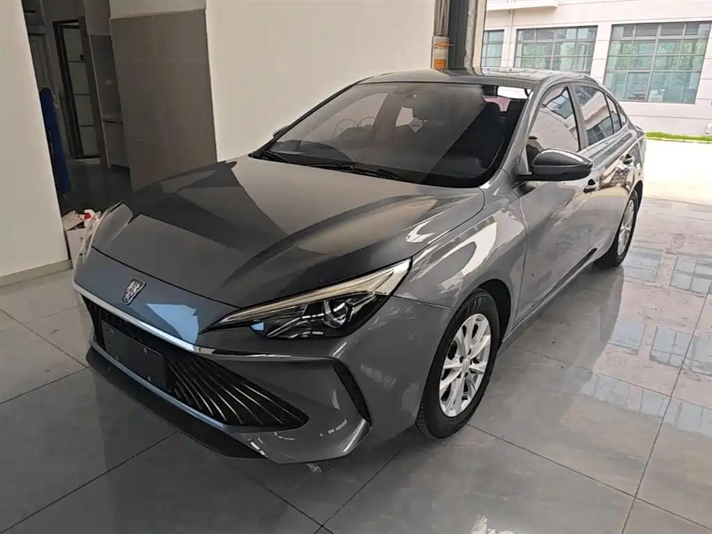 Roewe i5 2025 2023 1.5L CVT Luxury Edition