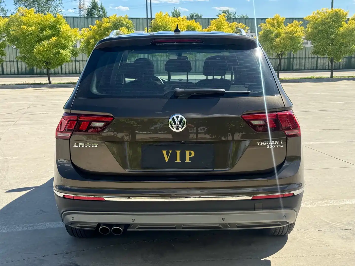 Фото 23 - Volkswagen Tiguan L
