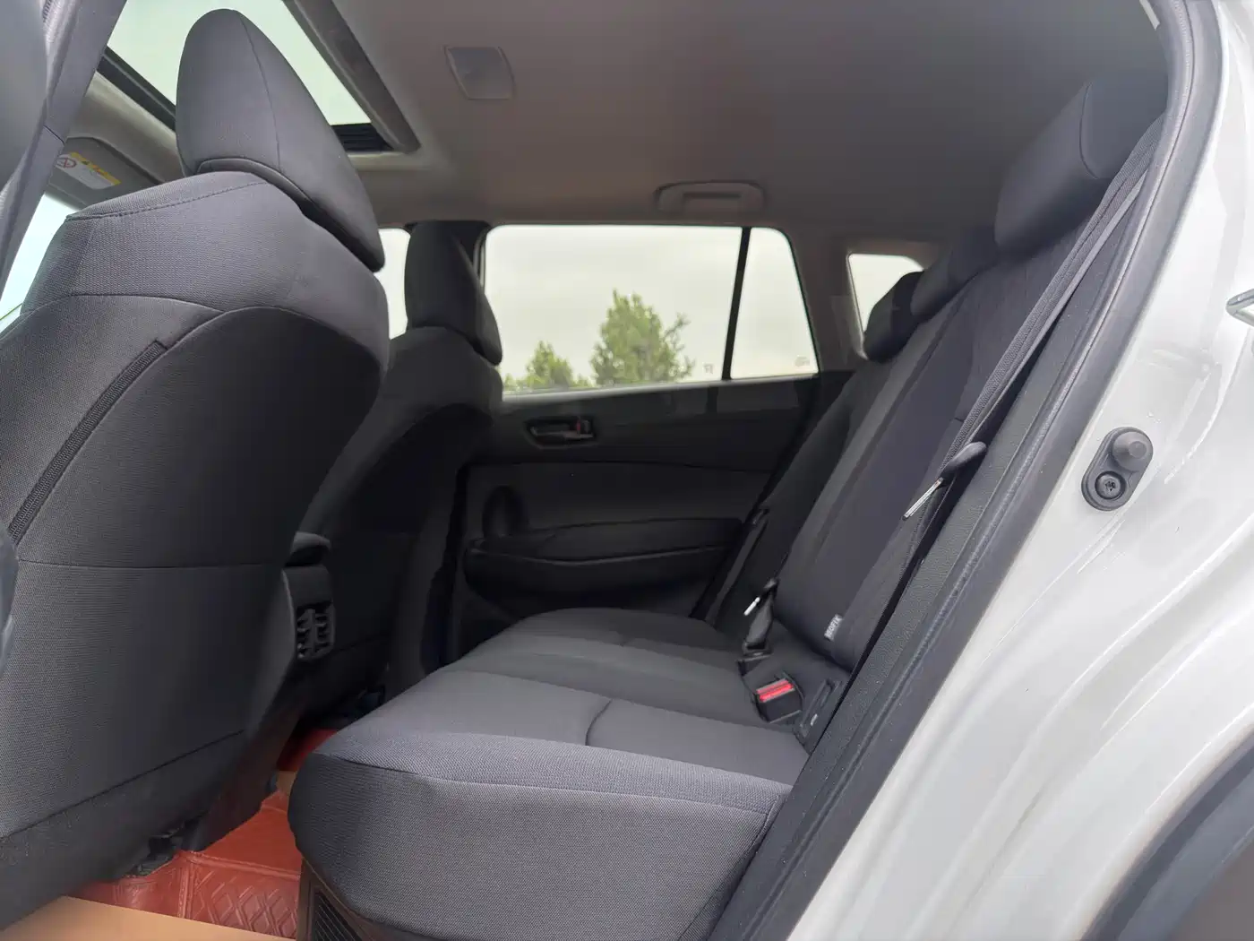Toyota Corolla Cross 2023 Hybrid 2.0L Elite Edition фото 16
