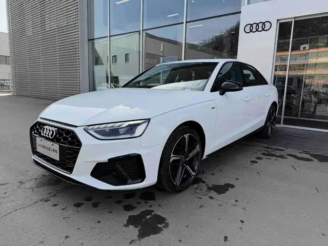 Audi A4L 2024 40 TFSI Luxury Dynamic — фото 2