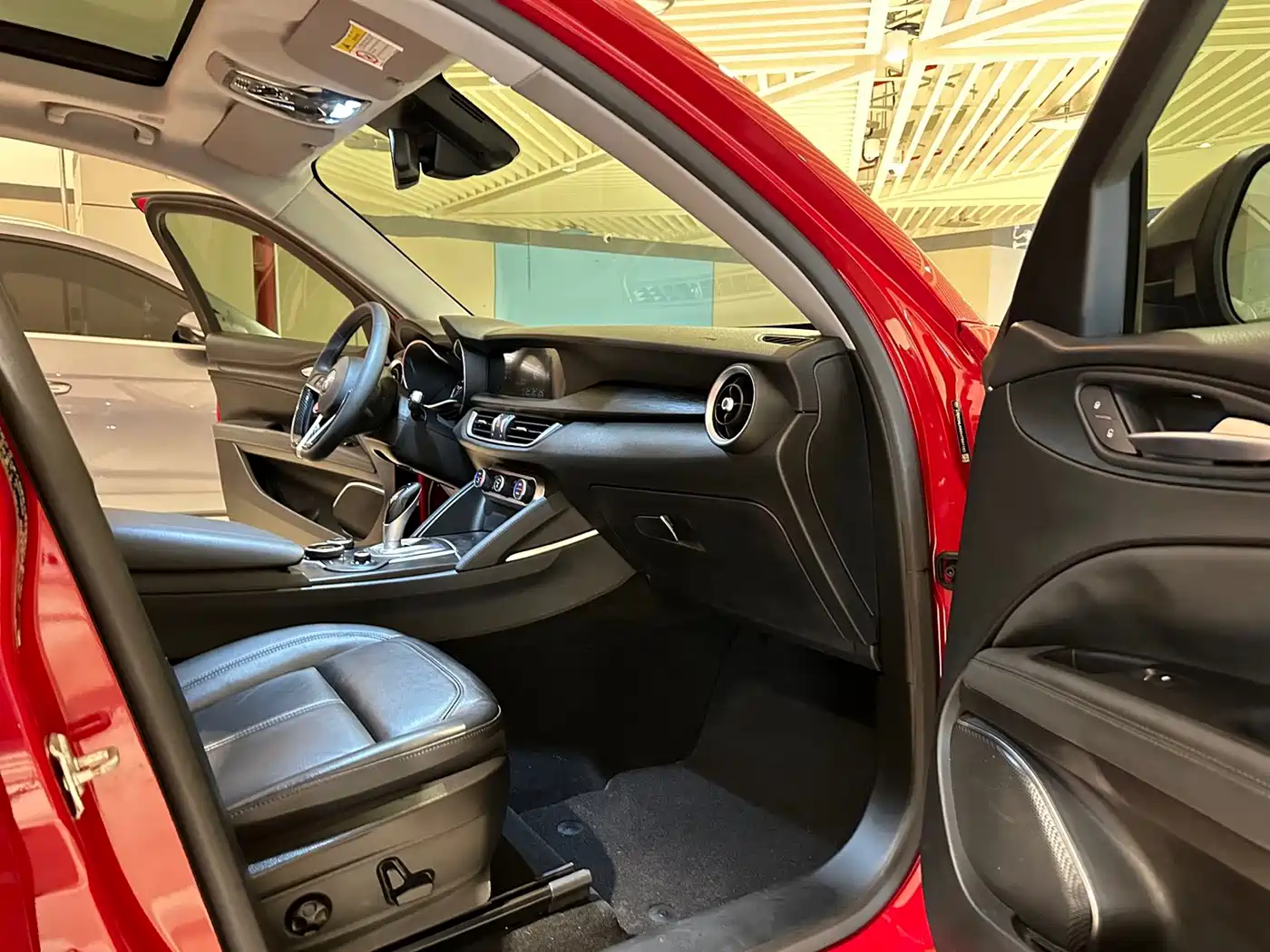 Alfa Romeo Stelvio 2017 2017 2.0T 200HP Elite