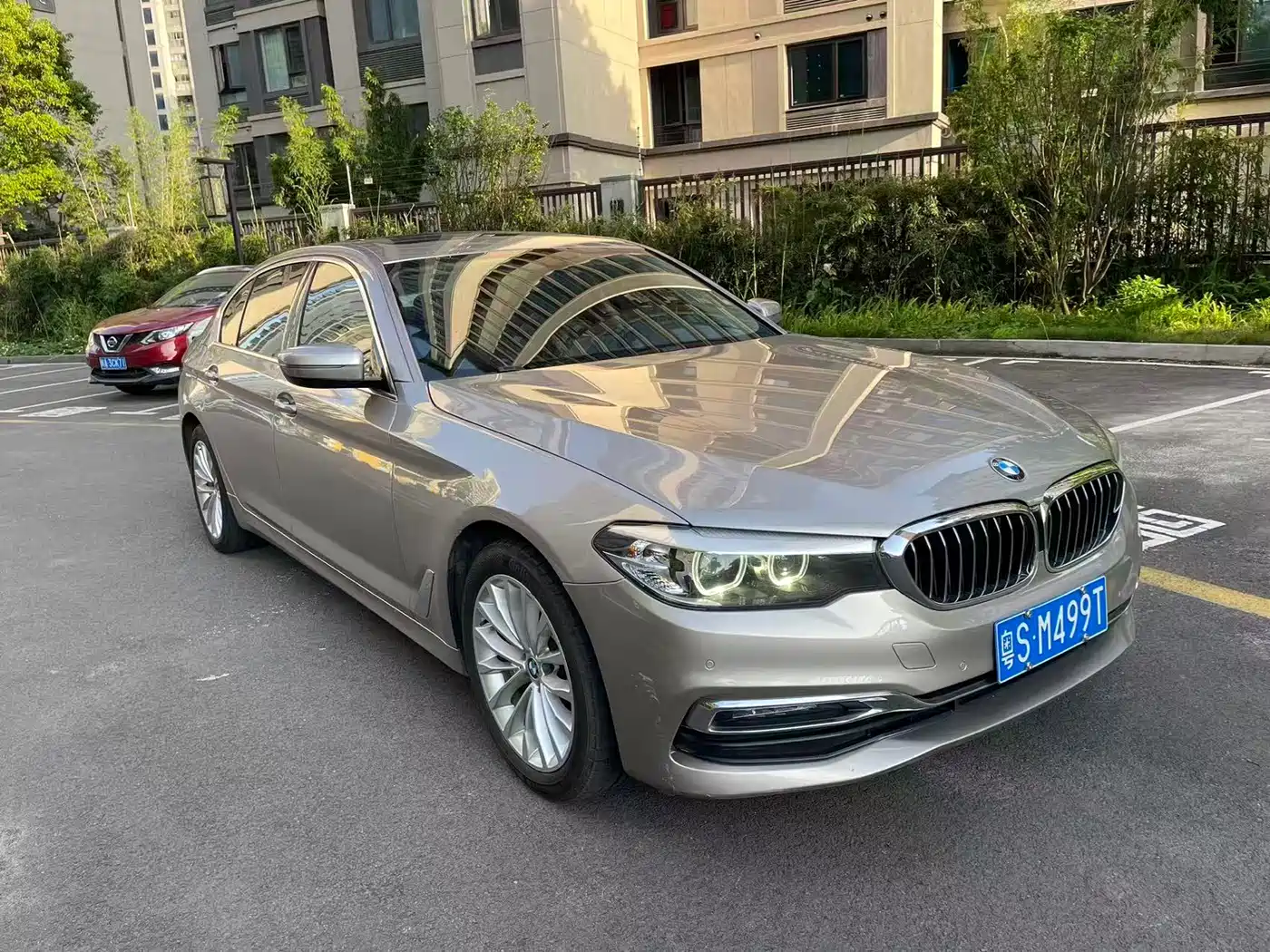 BMW 5 Series 2019 530Li Leading Luxury Package фото 2