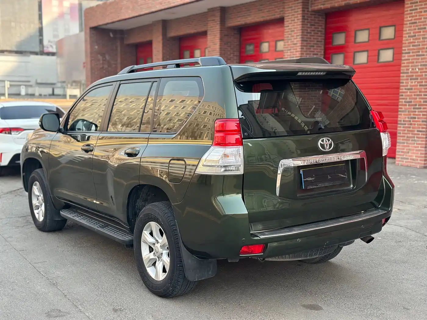 Toyota Prado (Import) 2010 2.7L Automatic Standard фото 11