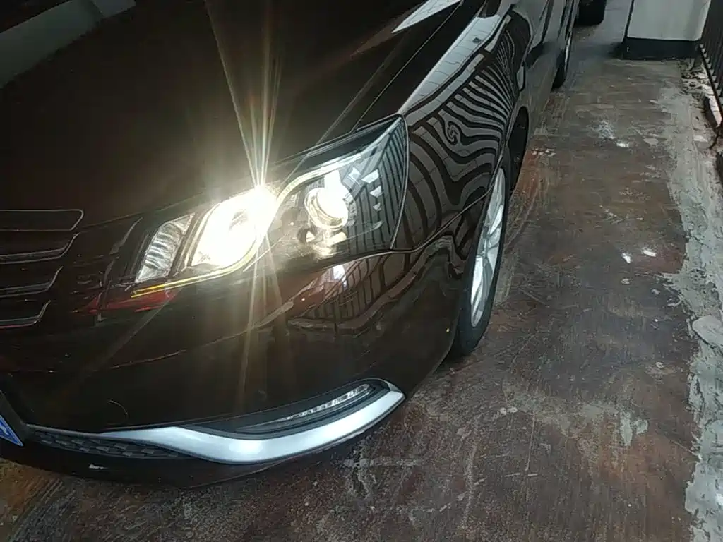 Geely Emgrand 2015 2015 Sedan 1.5L Manual Upward Edition