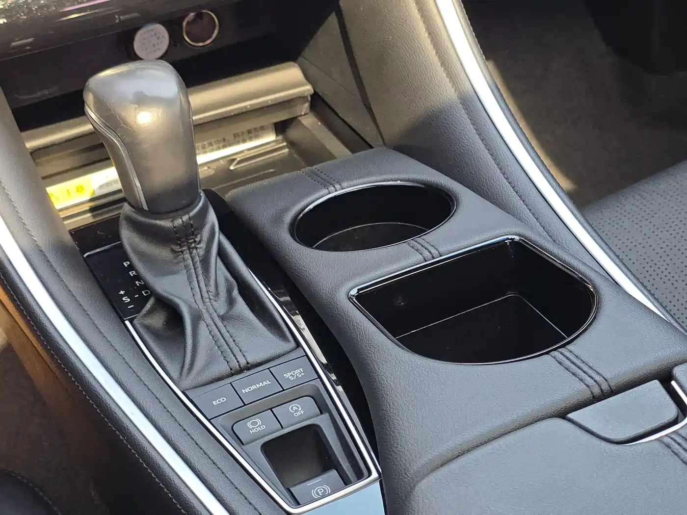 Toyota Avalon 2022 2.5L Luxury Edition фото 17