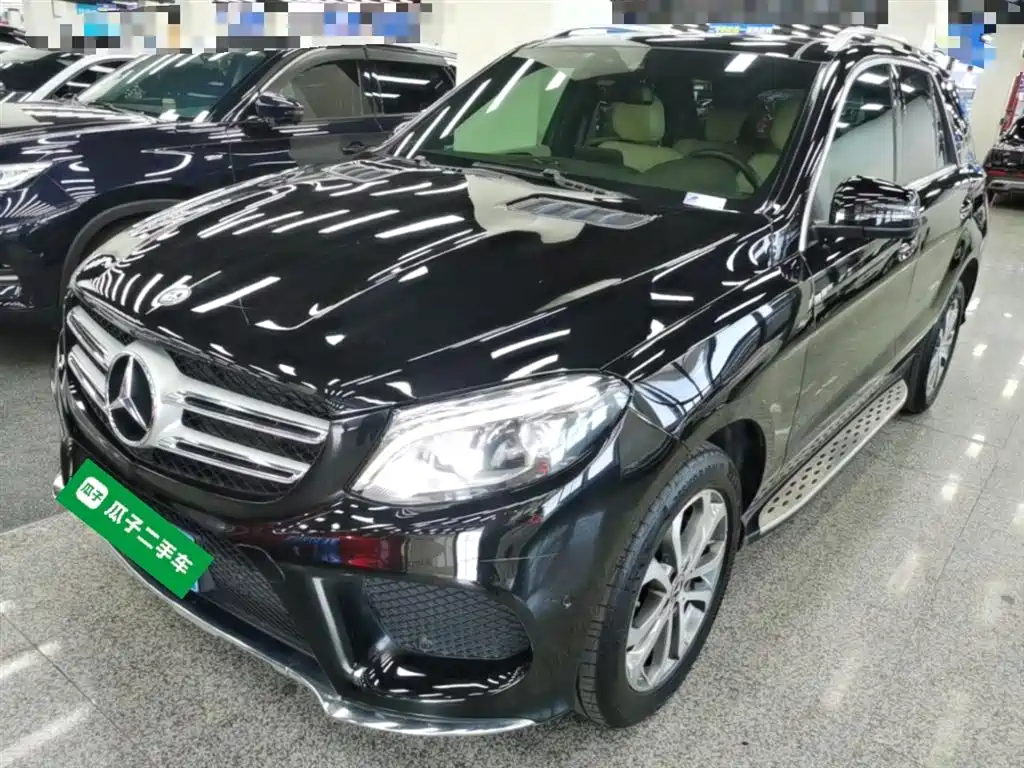 Mercedes-Benz GLE 2017 GLE 320 4MATIC Dynamic фото 2